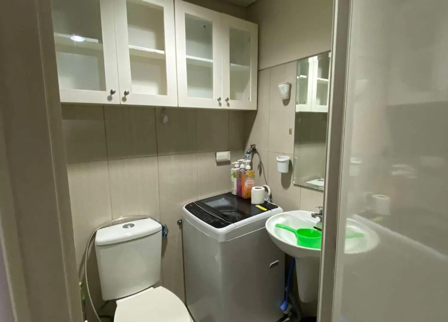 Apartment 257-1Br 2 Queen Size Bed 1Sofa Bed 1 Extra Matress Manila